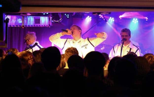 Überraschungskonzertim Monkeys